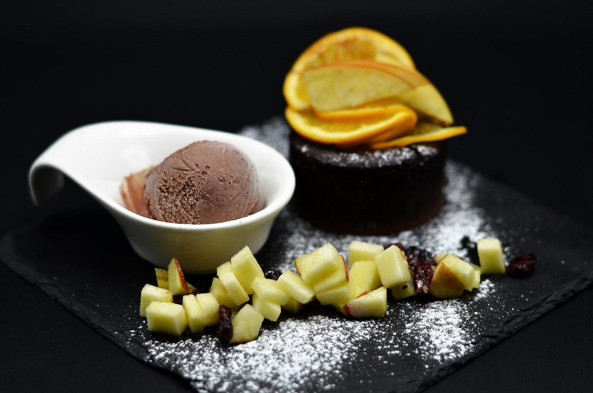 Pensiune & Restaurant Victoria Păltiniş Екстериор снимка